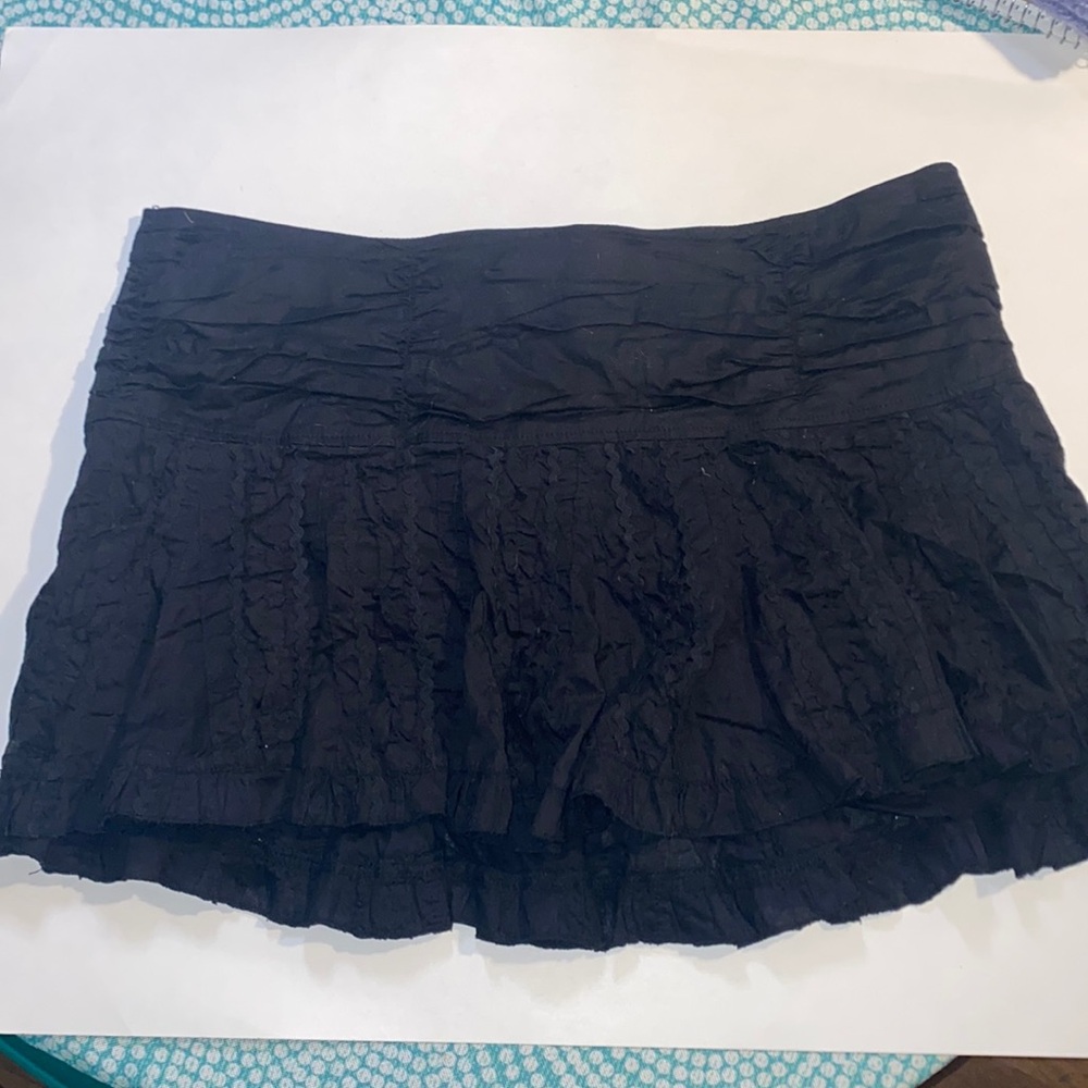 Tripp NY black zip mini-skirt